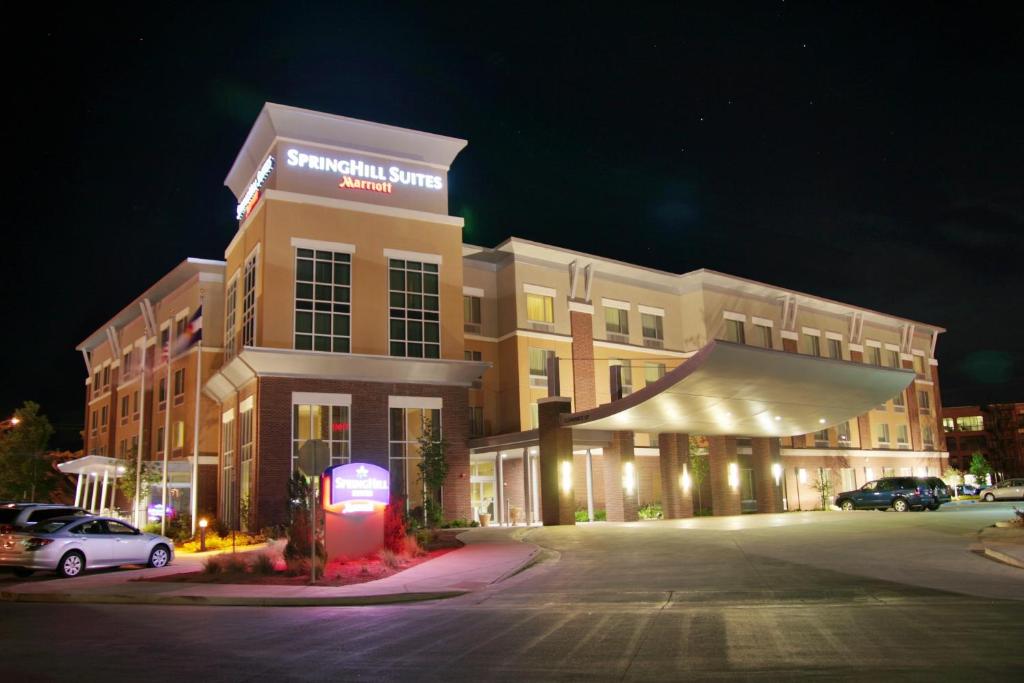 Springhill Suites by Marriott Pueblo Downtown Main image 2